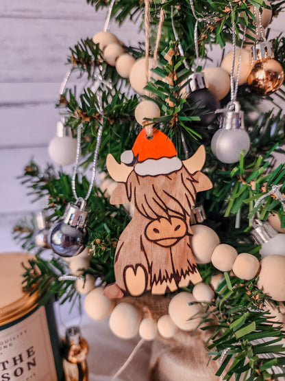 CHRISTMAS TREE ORNAMENT - HIGHLAND COW 1