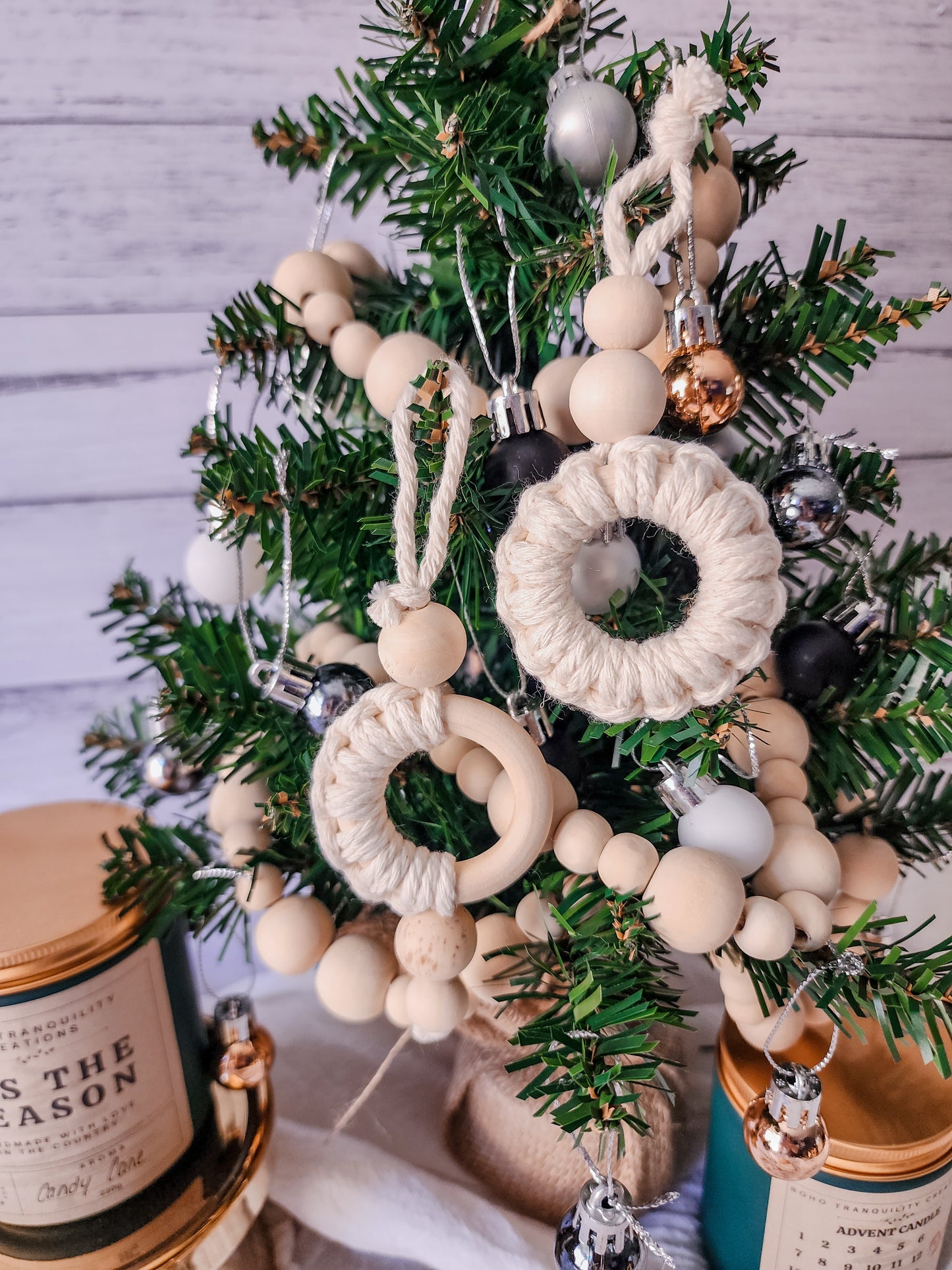 CHRISTMAS TREE ORNAMENTS - BOHO WOODEN MACRAME RING (2 PACK)