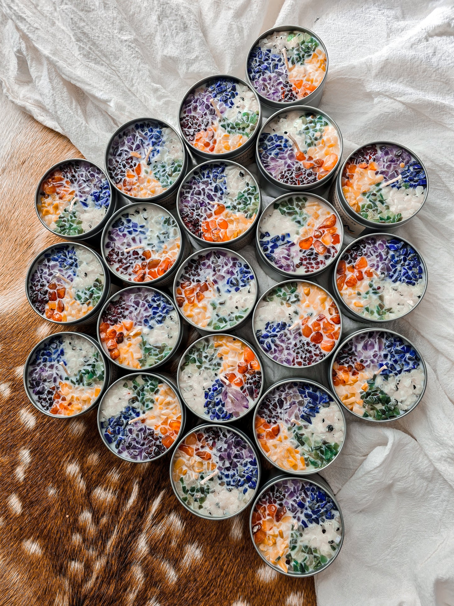 ALIGN YOUR CHAKRAS SCENTED CANDLE TIN