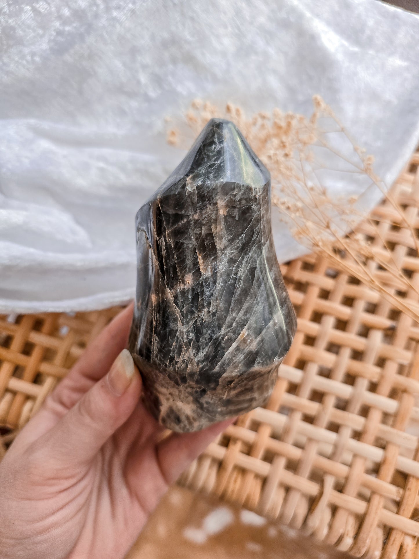 BLACK MOONSTONE CRYSTAL FLAME CARVING