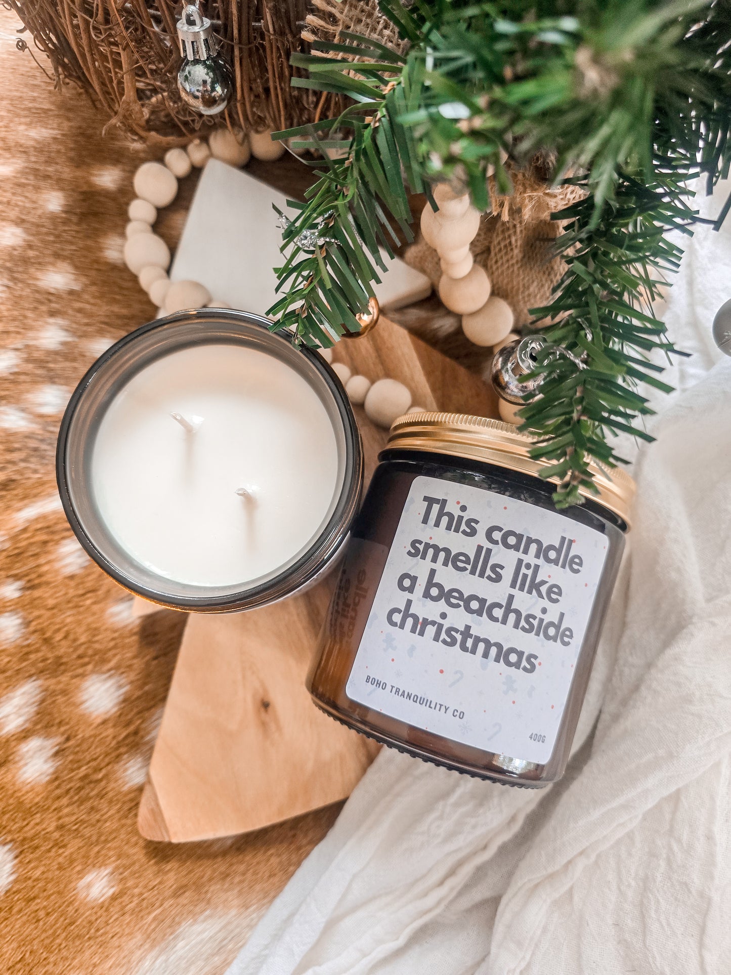 CHRISTMAS SCENTED CANDLE - THIS CANDLE SMELLS LIKE A BEACH CHRISTMAS